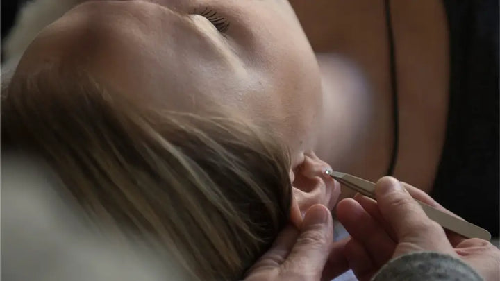 foundations-earseeding-ear-reflexology-online-training-425.webp?v=1764111853&width=720